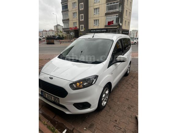 Sahibinden Ford Tourneo Courier 1.5 TDCi Delux 2022 Model