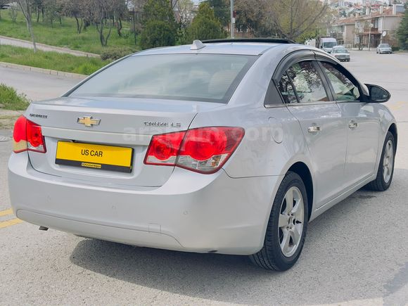 USCAR'dan 2010 Cruze 1.6 LS Plus 165 bin km Sunroflu Hatasız