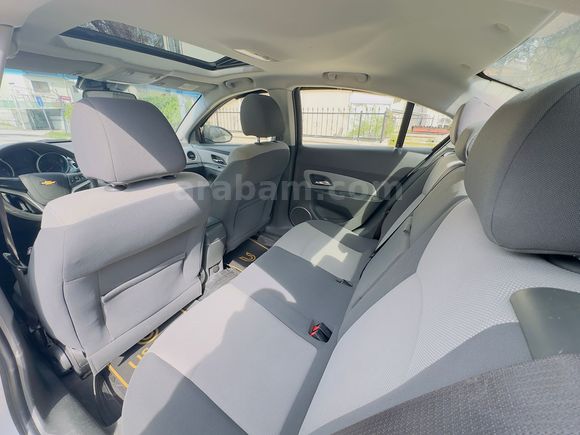 USCAR'dan 2010 Cruze 1.6 LS Plus 165 bin km Sunroflu Hatasız