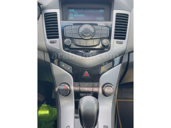 USCAR'dan 2010 Cruze 1.6 LS Plus 165 bin km Sunroflu Hatasız