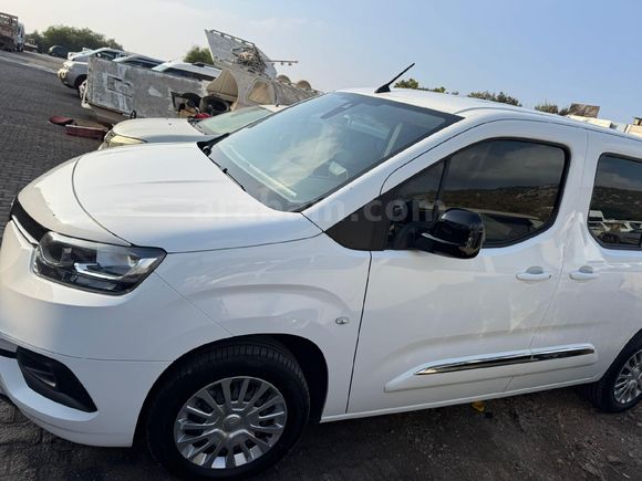 Sahibinden Toyota Proace City 1.5 D Dream 2022 Model