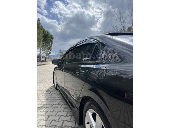 Sahibinden Honda Civic 1.6 Elegance 2010 Model  230.000 km Siyah