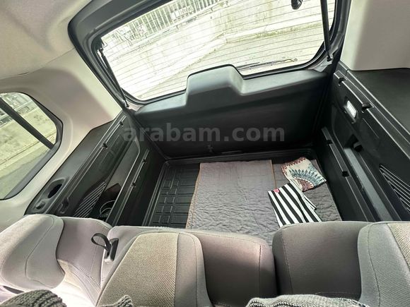Sahibinden Citroen Berlingo 1.5 130 HP 2024 Model 