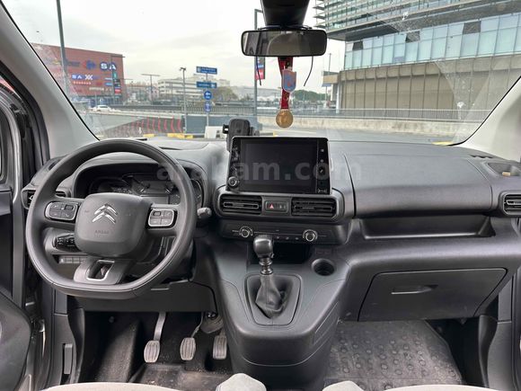 Sahibinden Citroen Berlingo 1.5 130 HP 2024 Model 