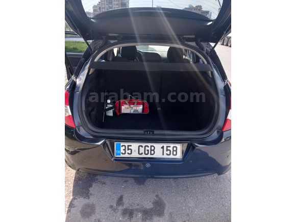 Sahibinden Citroen C4 1.4 VTi Attraction 2011 Model