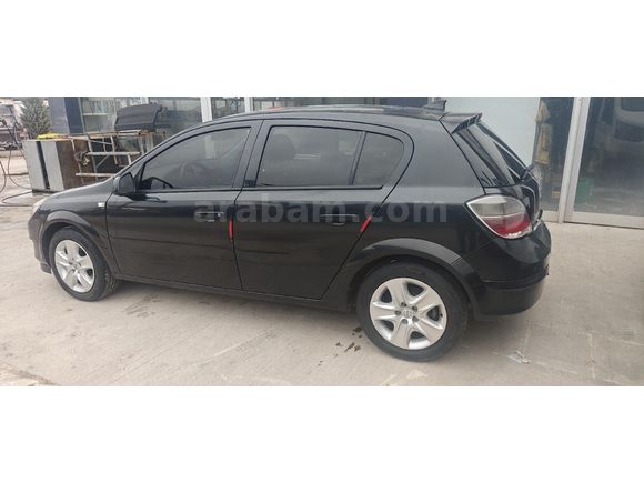 Sahibinden Opel Astra 1.6 Edition 2012 Model  165.000 km Siyah