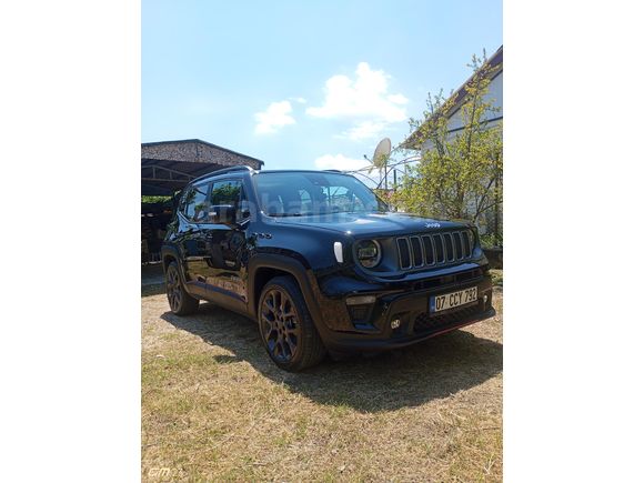 Sahibinden Jeep Renegade 1.5 e-Hybrid Summit 2023 Model