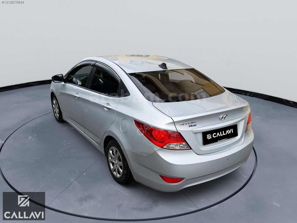 2013 HYUNDAİ ACCENT BLUE 1.6 CRDI MODE 140.000 KM GERİGÖRÜŞ