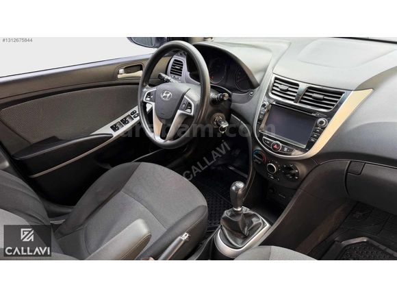 2013 HYUNDAİ ACCENT BLUE 1.6 CRDI MODE 140.000 KM GERİGÖRÜŞ