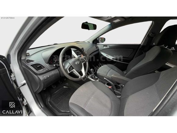 2013 HYUNDAİ ACCENT BLUE 1.6 CRDI MODE 140.000 KM GERİGÖRÜŞ