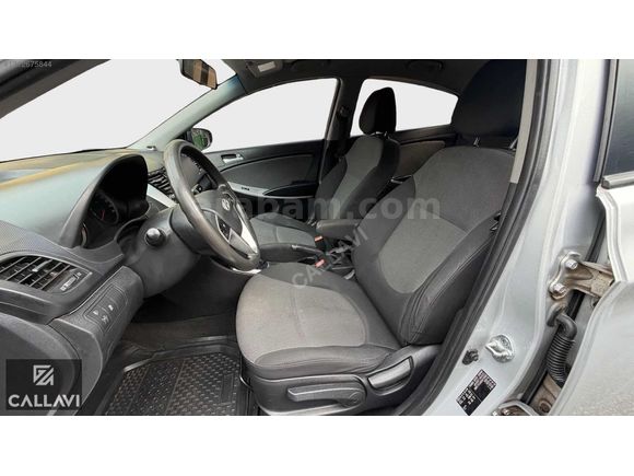 2013 HYUNDAİ ACCENT BLUE 1.6 CRDI MODE 140.000 KM GERİGÖRÜŞ