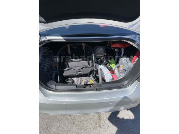 Sahibinden Ford Focus 1.6 Titanium 2010 Model 