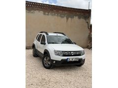 Sahibinden Dacia Duster 1.5 dCi Laureate 2015 Model  215.000 km Beyaz
