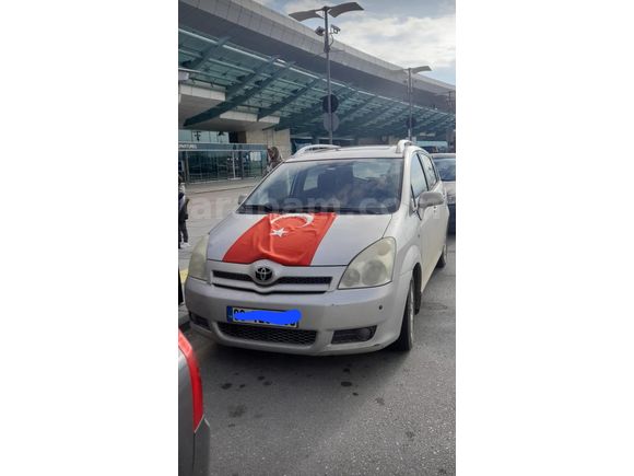 Sahibinden Toyota Corolla 1.6 Elegant Verso 2007 Model