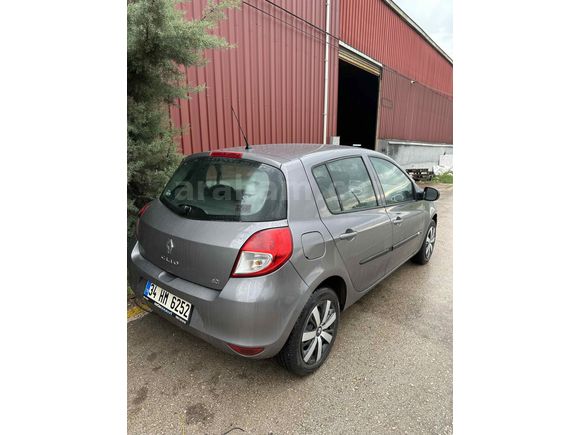 Sahibinden Renault Clio 1.5 dCi Authentique 2011 Model 