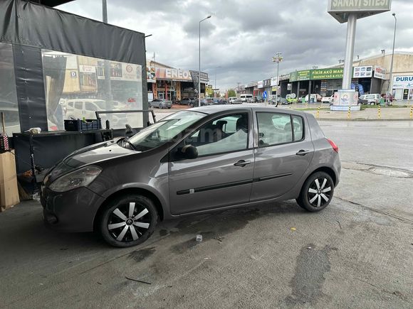 Sahibinden Renault Clio 1.5 dCi Authentique 2011 Model 