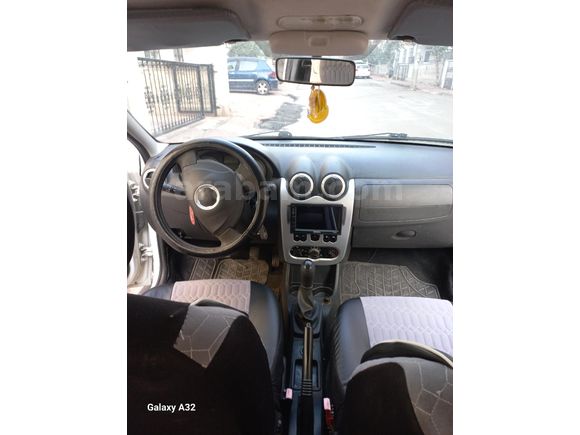 Sahibinden Dacia Logan 1.6 MCV Ambiance 2009 Model