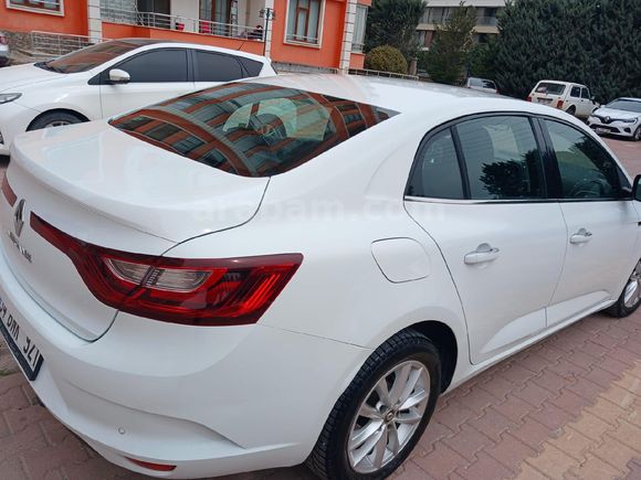 Sahibinden Renault Megane 1.5 dCi Touch 2018 Model