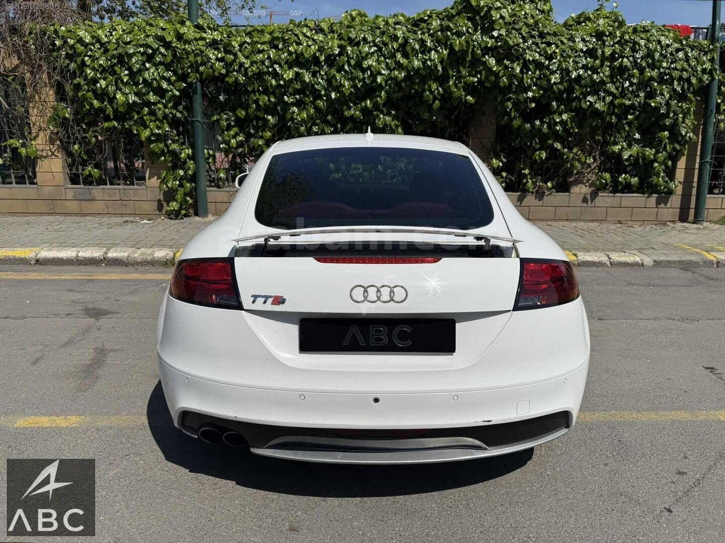 Galeriden Audi TT 2.0 TFSI 2008 Model İstanbul 123.000 km Beyaz 5