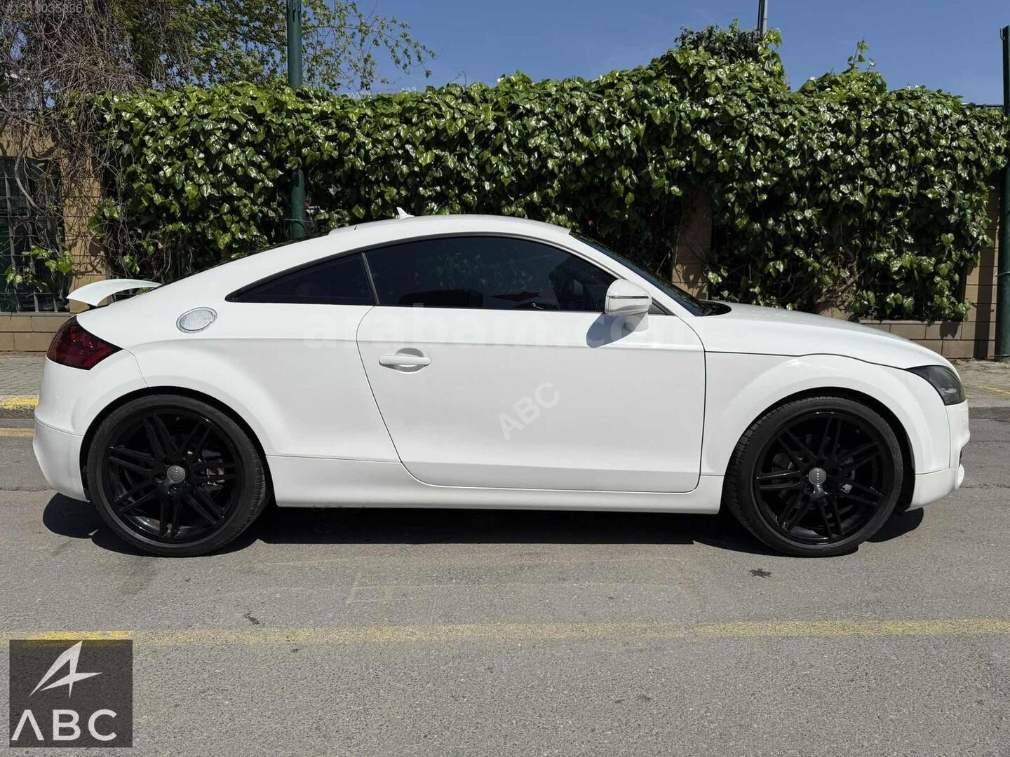 Galeriden Audi TT 2.0 TFSI 2008 Model İstanbul 123.000 km Beyaz 7