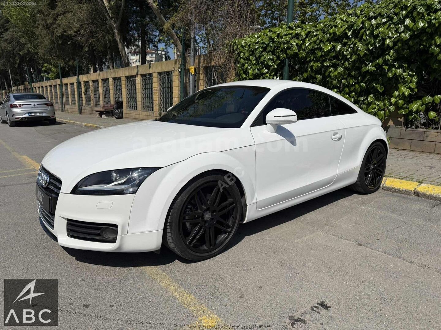 Galeriden Audi TT 2.0 TFSI 2008 Model İstanbul 123.000 km Beyaz 3