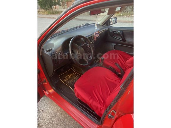 Sahibinden Volkswagen Polo 1.6 2000 Model  195.000 km Kırmızı