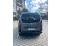 AİLE ARACI 9 YILLIK SAHİPLİK