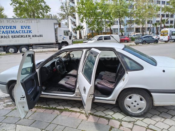 Sahibinden Opel Vectra 2.0 GLS 1995 Model