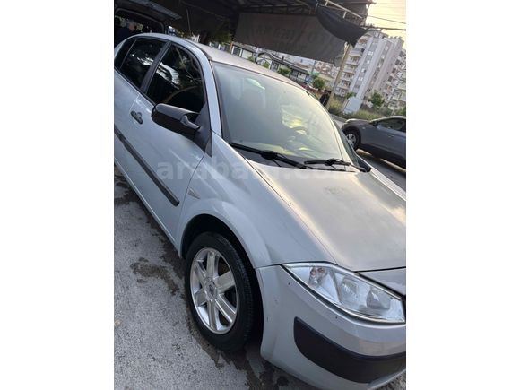 Sahibinden Renault Megane 1.4 RTA 2004 Model 