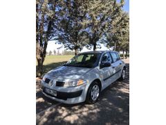 Sahibinden Renault Megane 1.4 Authentique 2005 Model  255.000 km Gri (Gümüş)