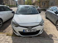 Sahibinden Hyundai i20 1.4 CRDi Jump 2013 Model 