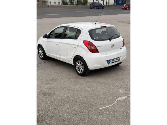 Sahibinden Hyundai i20 1.4 CRDi Jump 2012 Model