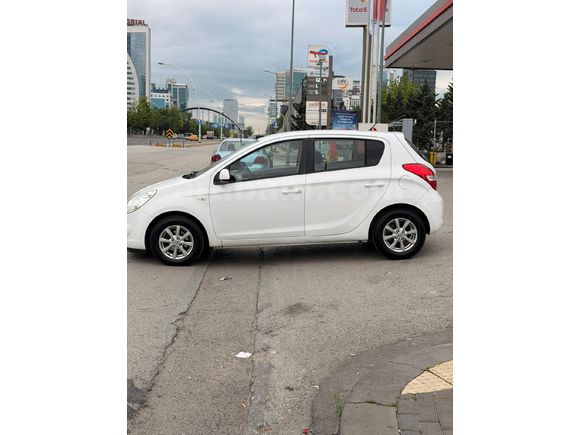 Sahibinden Hyundai i20 1.4 CRDi Jump 2012 Model