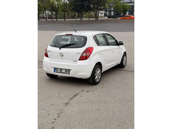 Sahibinden Hyundai i20 1.4 CRDi Jump 2012 Model