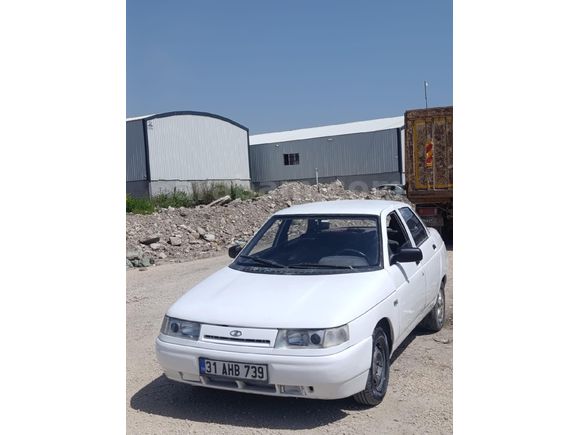 Komple Yeni Boyanmış Lada Vega kredi kartı geçer