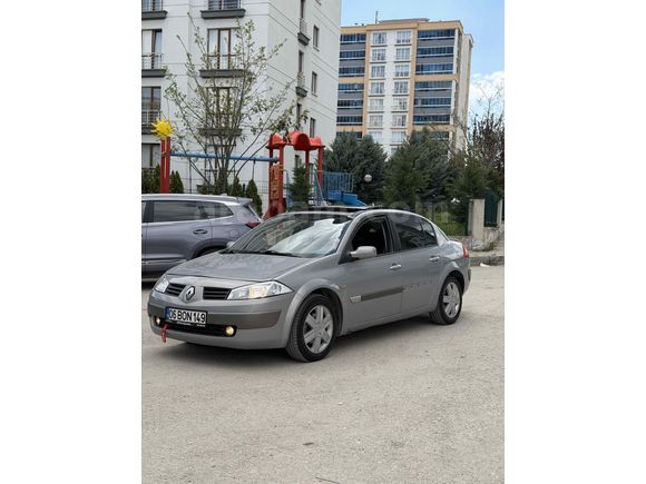 Galeriden Renault Megane 1.6 Dynamique 2004 Model Ankara