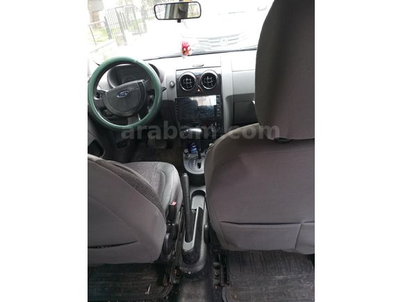 Sahibinden Ford Fusion 1.6 Lux 2005 Model