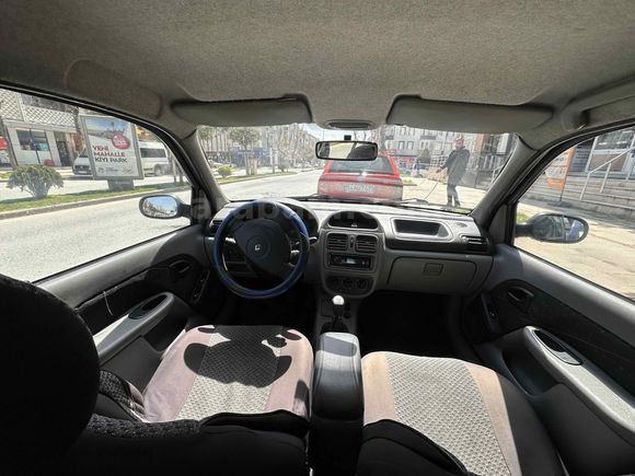 Galeriden Renault Clio 1.5 dCi Authentique 2003 Model Sakarya