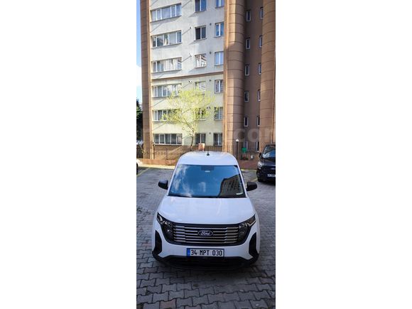 Sahibinden Ford Transit Courier 1.5 EcoBlue Trend 2024 Model Garantisi Devam Ediyor