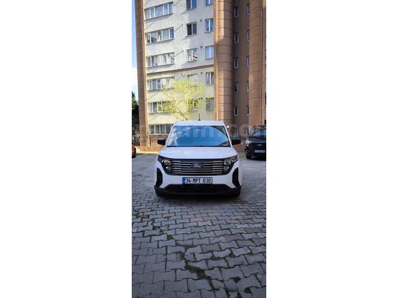 Sahibinden Ford Transit Courier 1.5 EcoBlue Trend 2024 Model Garantisi Devam Ediyor