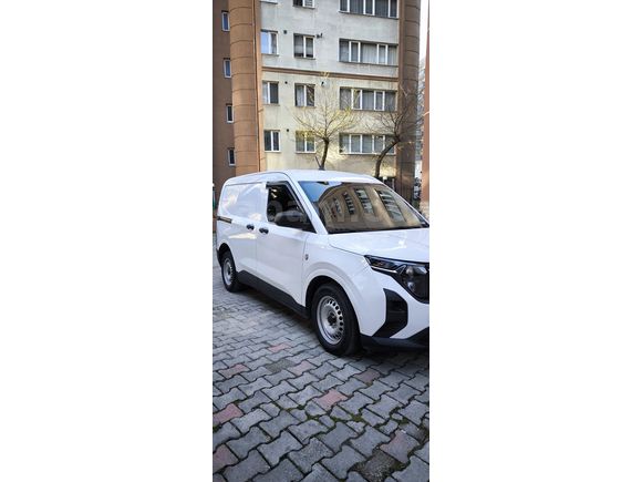 Sahibinden Ford Transit Courier 1.5 EcoBlue Trend 2024 Model Garantisi Devam Ediyor