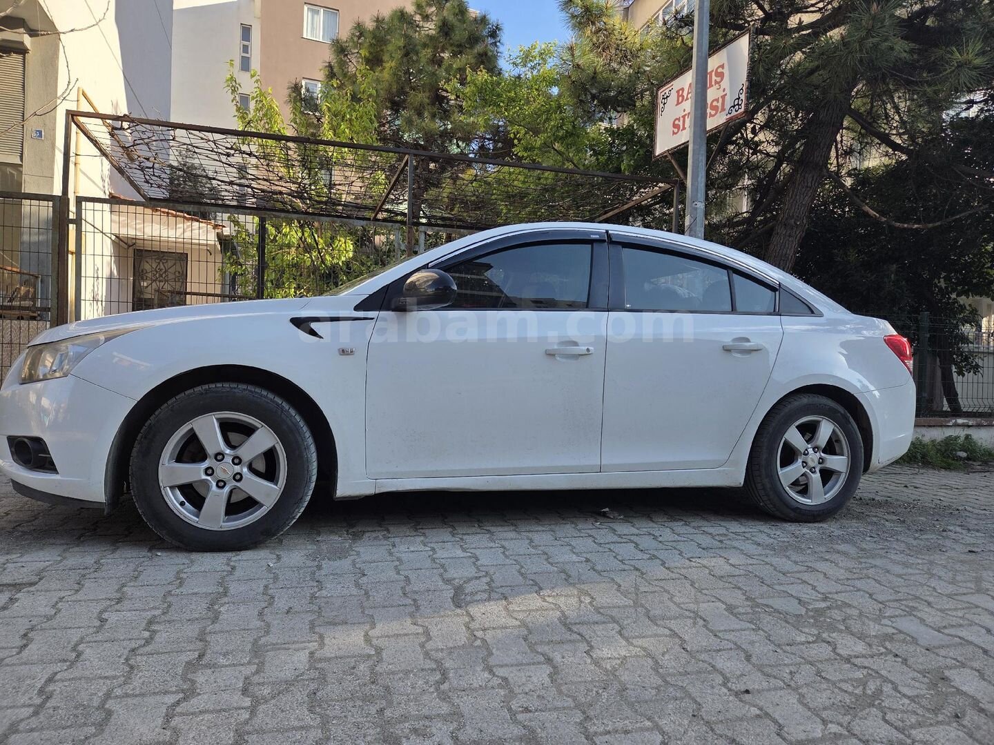 ACİL Sahibinden Chevrolet Cruze 1.6 LS Plus 2011 Model 2