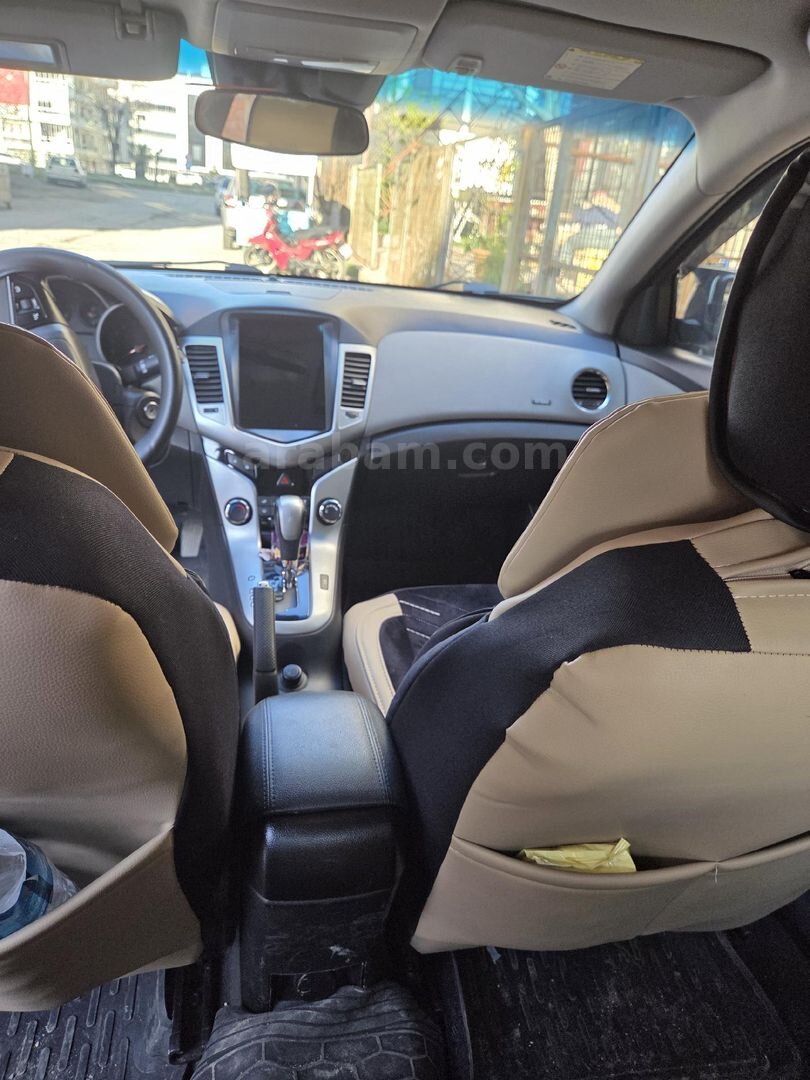 ACİL Sahibinden Chevrolet Cruze 1.6 LS Plus 2011 Model 7