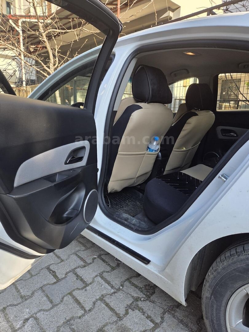 ACİL Sahibinden Chevrolet Cruze 1.6 LS Plus 2011 Model 5