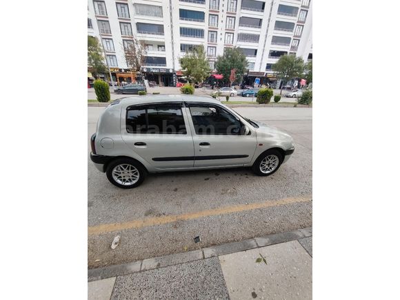 Sahibinden Renault Clio 1.6 RXT 2000 Model