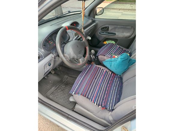 Sahibinden Renault Clio 1.6 RXT 2000 Model