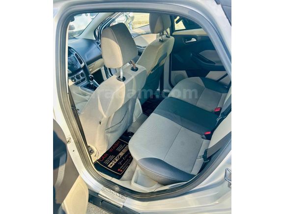HATASIZ-DEĞİŞENSİZ-TEK PARÇA LOKAL-TRAMERSİZ-FORD FOCUS TREND X
