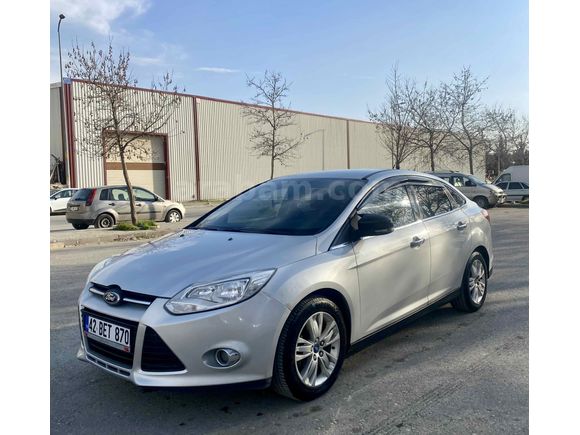 HATASIZ-DEĞİŞENSİZ-TEK PARÇA LOKAL-TRAMERSİZ-FORD FOCUS TREND X