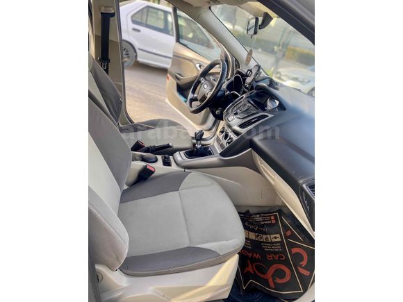 HATASIZ-DEĞİŞENSİZ-TEK PARÇA LOKAL-TRAMERSİZ-FORD FOCUS TREND X