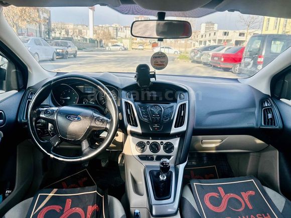 HATASIZ-DEĞİŞENSİZ-TEK PARÇA LOKAL-TRAMERSİZ-FORD FOCUS TREND X